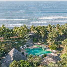 Hotel Clandestino beach, отель в городе Паррита