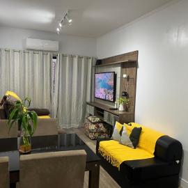 Aconchego no Canto do Forte - Ar Condicionados - Tvs Grandes - Wi-fi e Estacionamento Incluso!