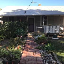 Country Style Cottage, Hotel in Ouyen