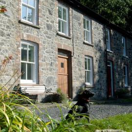 Bronfelin & Troed-y-Rhiw Holiday Cottage, hotel in Llanwrtyd Wells