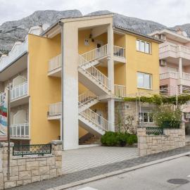 Villa Mimoza, hotel in Baška Voda