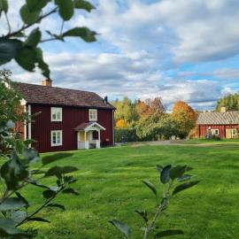 Skölvs Gård, отель в городе Glanshammar
