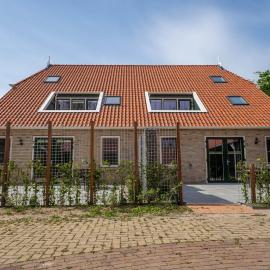 De Witte Brugh- t Fennoat, hotel u gradu Buren