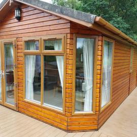 2 Bed Lodge-Sleeps 4-stunning views -Pet Friendly