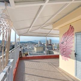 A bright and relaxing penthouse on the 5th floor