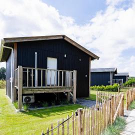 Tiny house XL - Vakantiepark De Kremmer, hotel v destinaci Gasselte