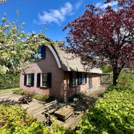 Bungalow Vlier | 6 personen - Vakantiepark De Kremmer, hotel in Gasselte