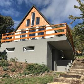 Panorama Wooden Cabin - Hot Tub, hotel u gradu Sentandreja