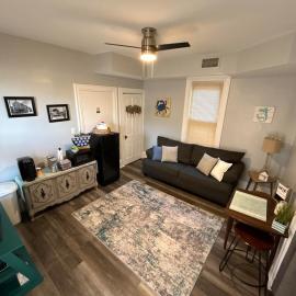 Cozy Unit in Milford, Delaware -Close to DE Turf, hotelli kohteessa Milford