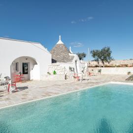 Heres - Trulli experience, hotel in Putignano
