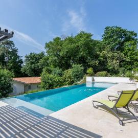 Villa Bichipau Park - Welkeys, Hotel in Bidart
