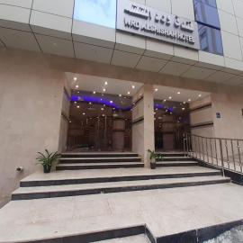 فندق ورد الششة - WRD Al Shisha Hotel: Al Khansāk şehrinde bir otel