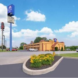 Crossroads Inn, hotel in Lebanon