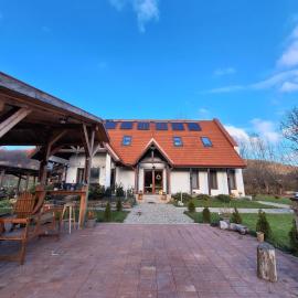 AGROPENSIUNEA LIZNO - escape from the urban jungle, hotel en Lisnău