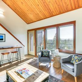 Hike, Ski & Golf: Bend Condo at Seventh Mtn Resort
