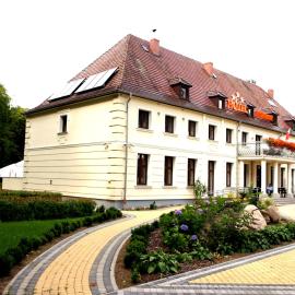 Hotel Świętoborzec, hotell i Łobez