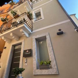 Humboldt Luxury Apartment & Rooms Taormina