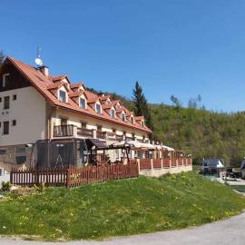 Penzión Čachovo, hotel u gradu Selce