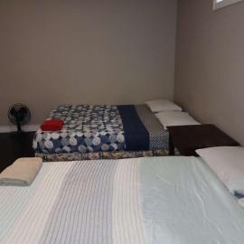 Kitchener -WLU BNB-Minutes To University of Waterloo, Conestoga College,Buses,Airport