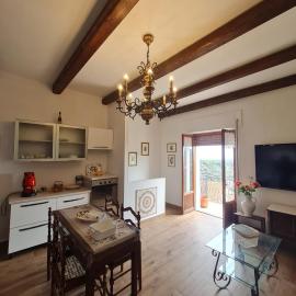 Nel Borgo, hotell i Rocca Imperiale