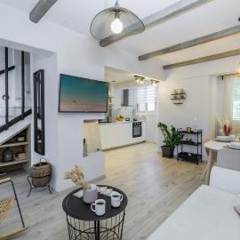 Stylish Modern Maisonette