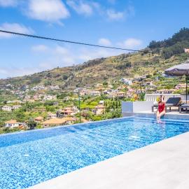 Casa dos Leões, hotel in Arco da Calheta