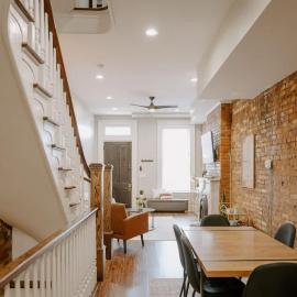 Stunning 4BR Townhome Rooftop City Views