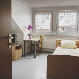 Gasthof Kirchberger, hotel in Fürth