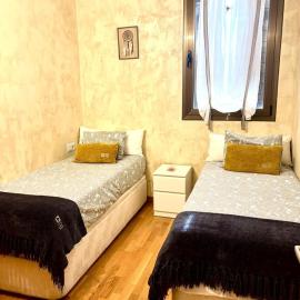 APARTAMENTO L AÜT