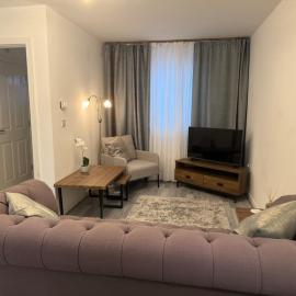 Stunning 3 bed house - Wantage, Hotel in Wantage