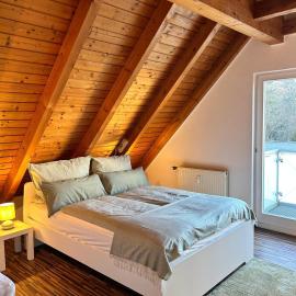 Loft Apartment New York, готель у місті Донауешинген
