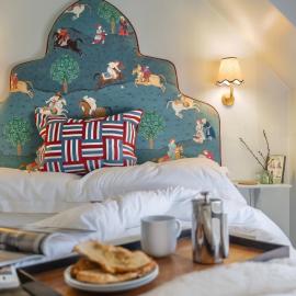 Pocket Cottage Luxury 18th Century Tiny Home in Picturesque Village with Pubs, hotel em Stillington