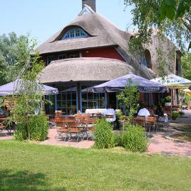 Fischerhaus Plau am See, хотел в Плау ам Зее