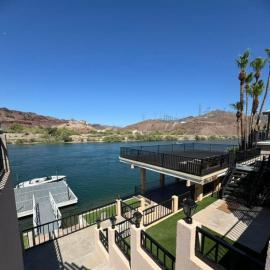 Cliff Hanger, River access with dock, hotel u gradu Parker