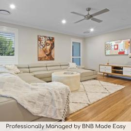 Thane Retreat - Cosy Ambience, Modern Entertaining, hotel in Wagga Wagga