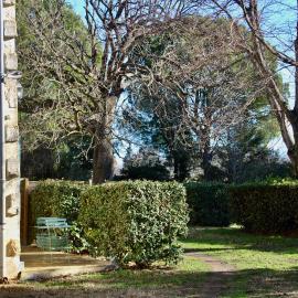 Mas des Lecques, hotel in Beaucaire