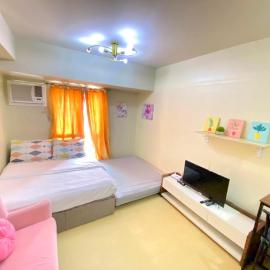 Studio Condo at Ayala Centrio Mall with Unli Wifi and Netflix