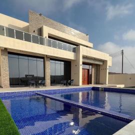 Zahrtishrin, hotel a Sur