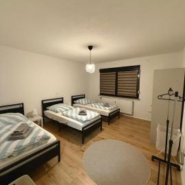 MA Apartments - Free Parking, Free WiFi, Relax & Coffee,
