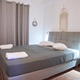 FERMINA KaGa kythnosuites, hotel u gradu 'Mérichas'
