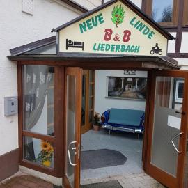 Pension Neue Linde: Alsfeld şehrinde bir otel