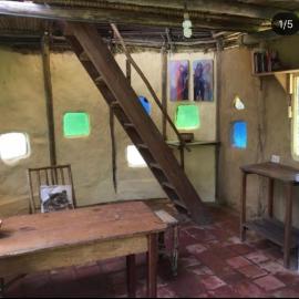 Sweet little cabin in ecological artist community, hotel a Lamas