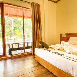 Solo Beach, hotel in Hangnaameedhoo