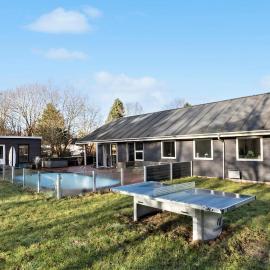Beautiful Home In Glesborg, Hotel in Glesborg