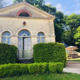 Gîte du château d'Hodebert, hotel v destinácii Saint-Paterne-Racan