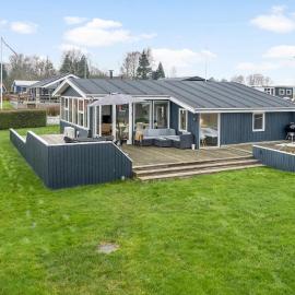 Gorgeous Home In Juelsminde With Wifi