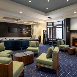 Courtyard Worcester, hotel u gradu Vuster