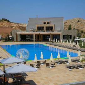 Le Grand Chalet Zaarour, hotel en Zaarour