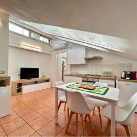 Stefano's cozy Apartment、エルバのホテル