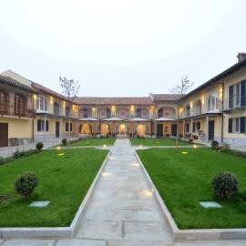 Agriturismo Cascina Varìe, ξενοδοχείο σε Castagnito